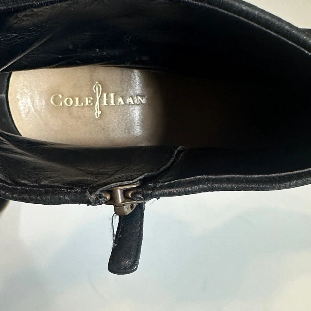 Cole Hann / Nike Air Black Suede Leather Verdi Bootie Size 8